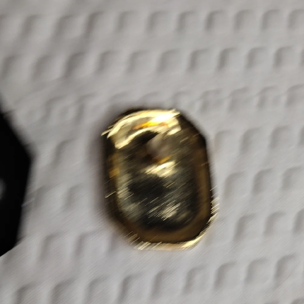 Vintage Kenneth J Lane Elegant Black and Cream Stud Earrings - Picture 4 of 5